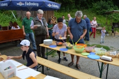 Andrang am Salatbuffet